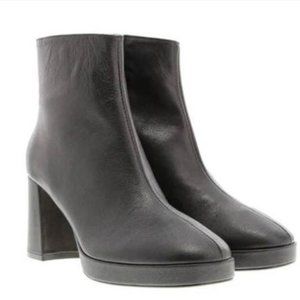 Black Platform Ankle Boots Gravity Pope